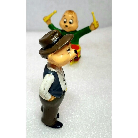 Vintage Alvin & The Chipmunks Uncle Harry PVC Figure Cigar 1983 Cartoon Toy - Picture 7 of 16